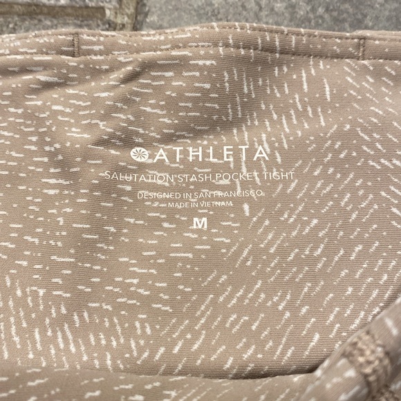 Athleta Salutation Stash Pocket Tight - Picture 2 of 3